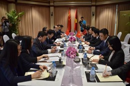 Phó Thủ tướng Phạm Bình Minh gặp Ngoại trưởng Trung Quốc tại Campuchia 